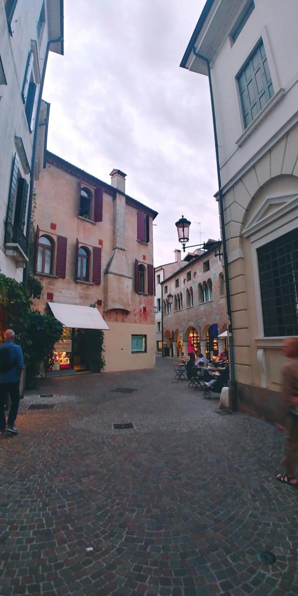 Ampi Spazi, A Piedi In Centro. Apartment Treviso Exterior foto